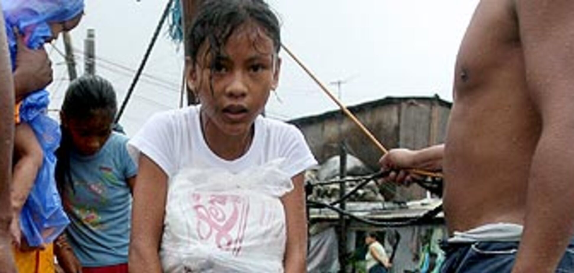 Крах на Філіппінах. Доля 700 осіб невідома