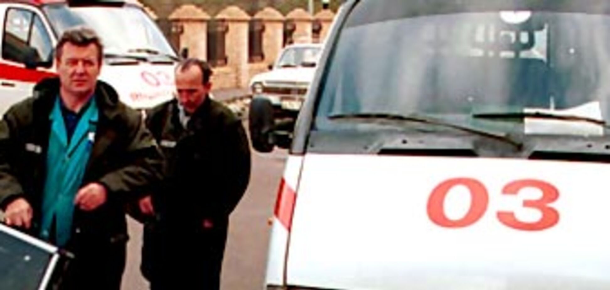 20 выпускников встретили рассвет в больнице