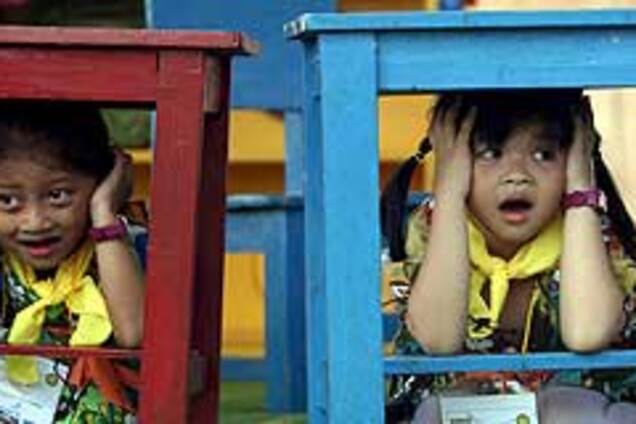 В Индонезии произошли сразу два землетрясения