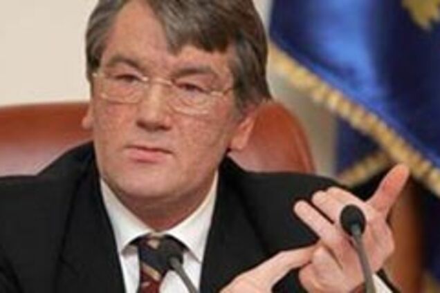 Ющенко поехал в Азербайджан на субботник