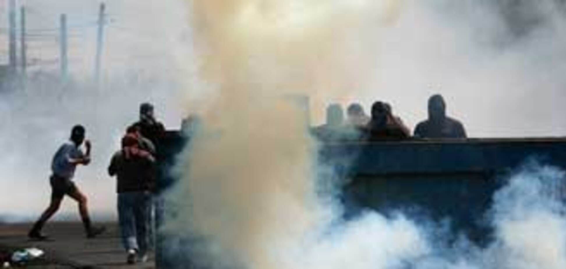 День взятия Бастилии отметили массовыми поджогами