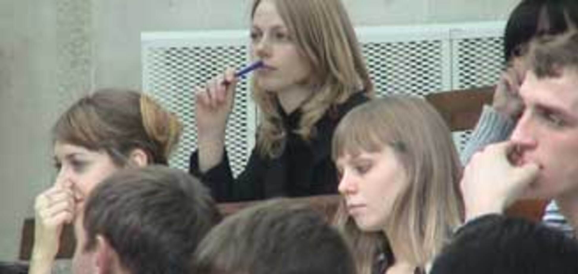 Конкурс в украинские вузы вырос втрое