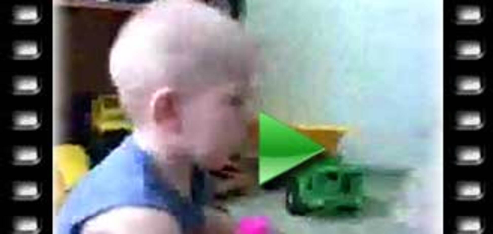 Батьки зняли відео зі знущаннями над їх малюком