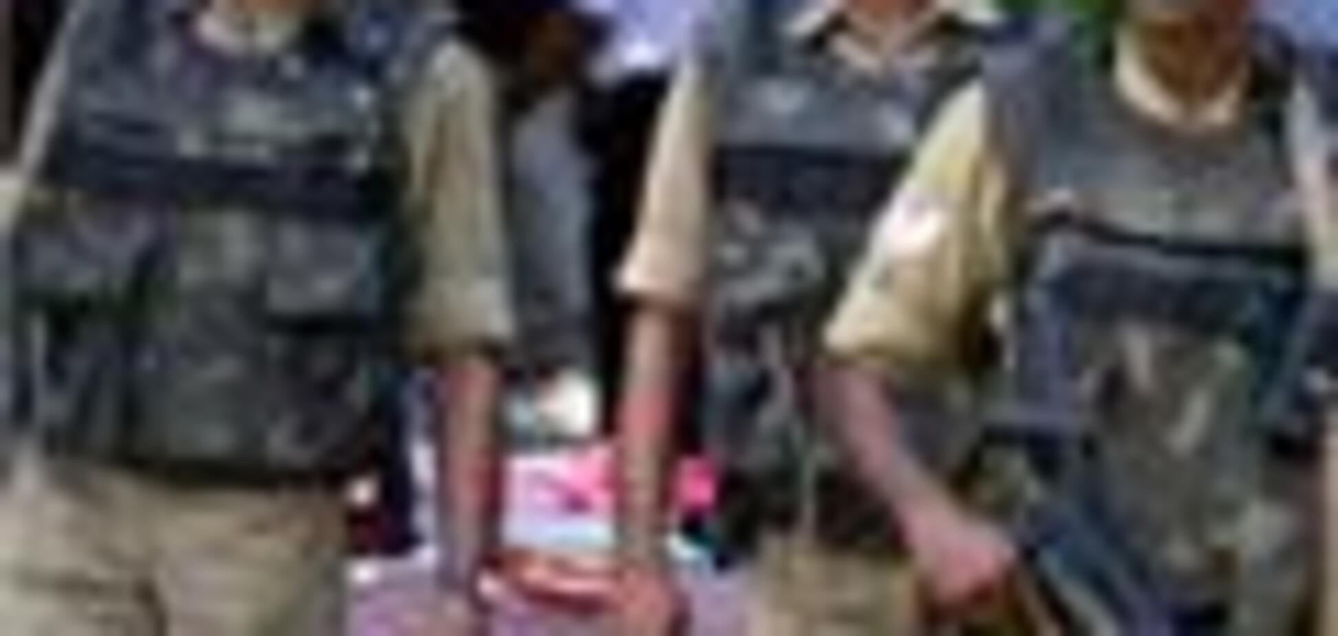 Десять розірвалися бомб знайшли в індійському місті