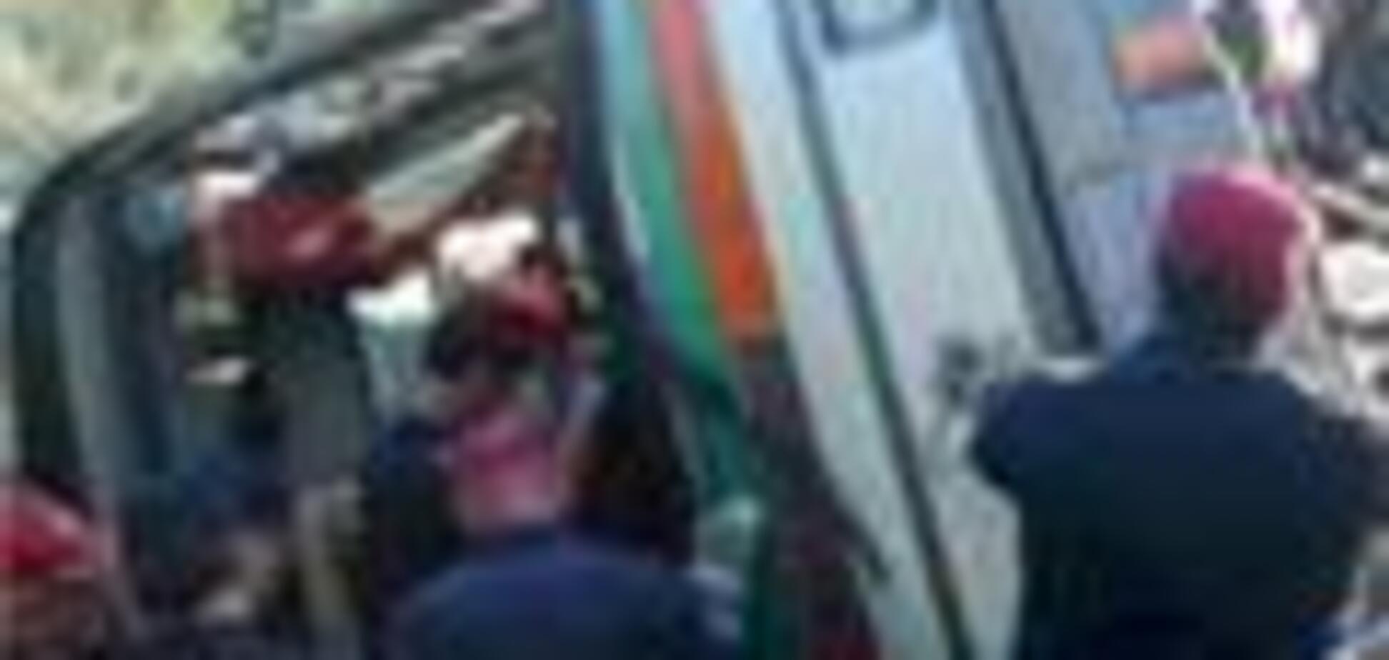 Автобус врізався у вантажівку в Італії, четверо загиблих