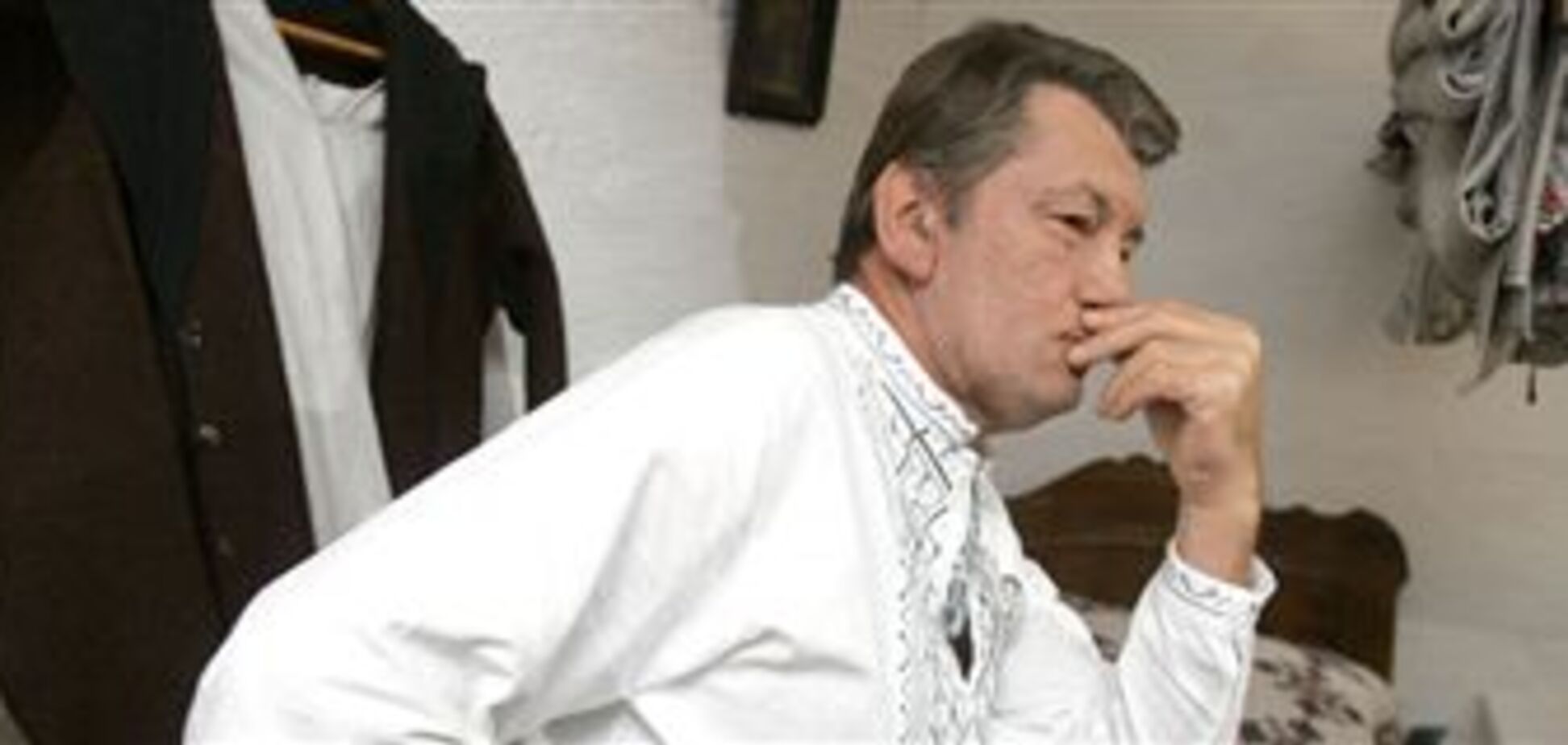 Ющенко двадцять чотири дні працював під наркозом