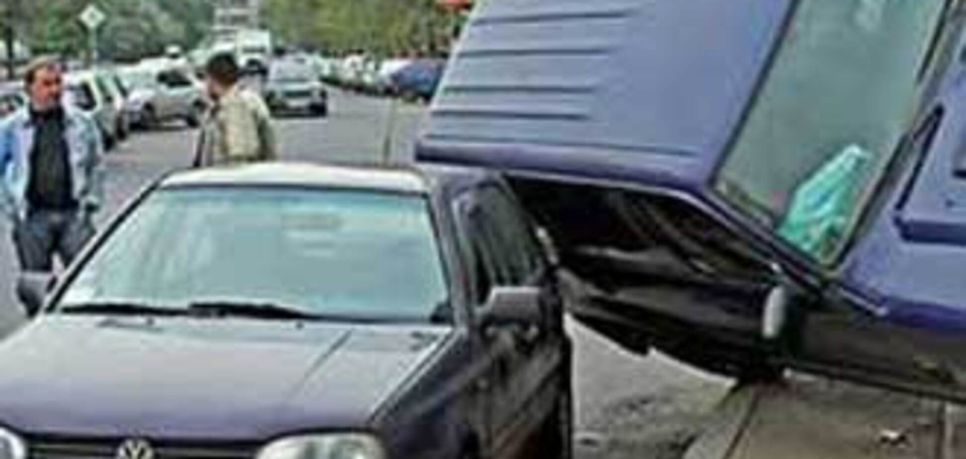 Джип мэра Одессы сбил девушку