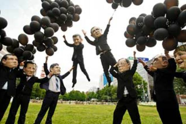 Саміт 'великої вісімки' завершено