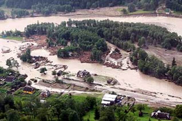 Медведчук и Балога утопили Карпаты