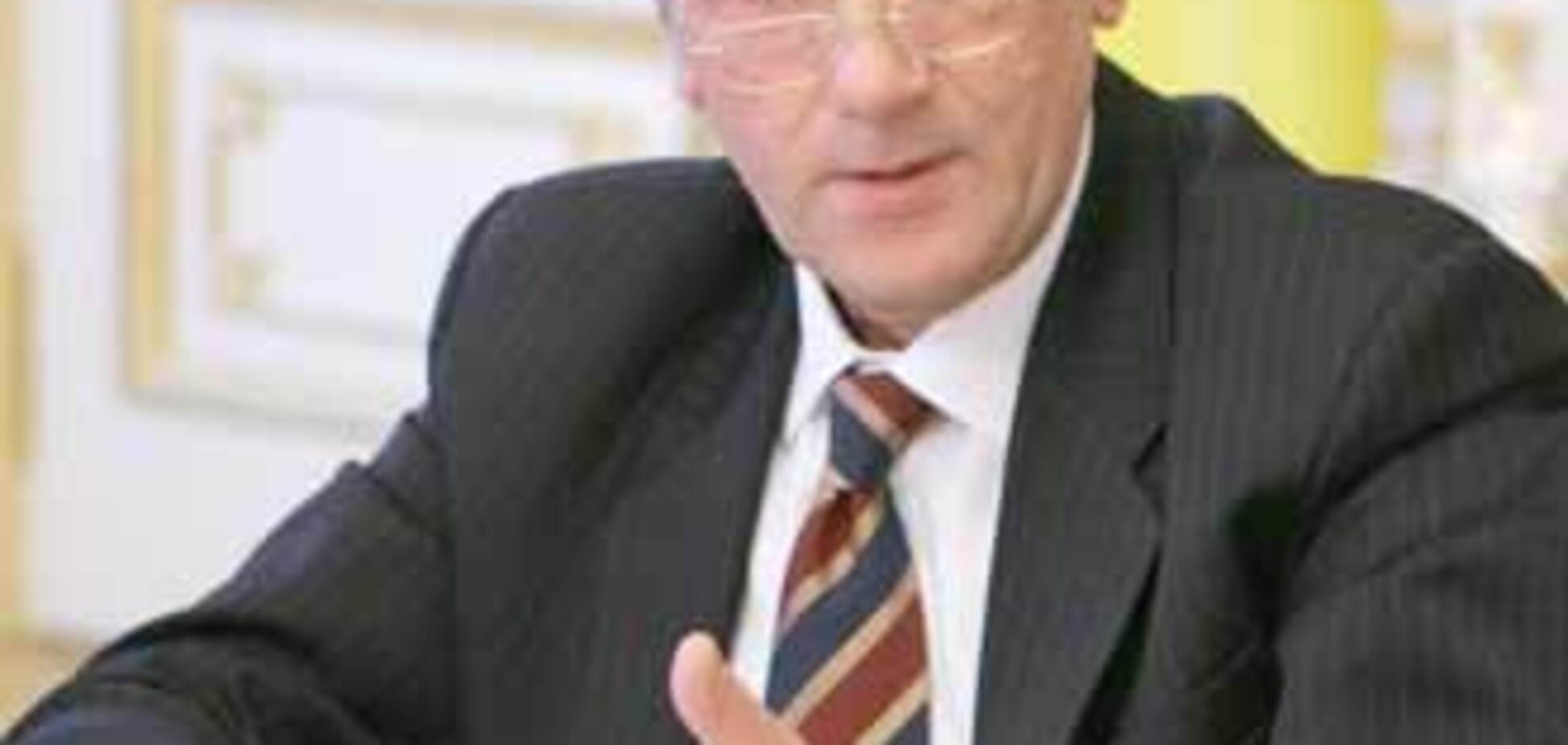 Ющенко скоро вирішить долю зама Балоги