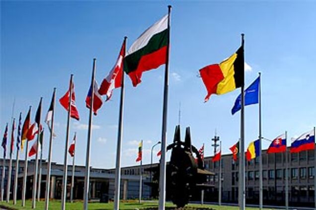 НАТО готов наказать Россию за вторжение 