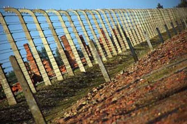 Грузинских заложников уже бросают в концлагеря