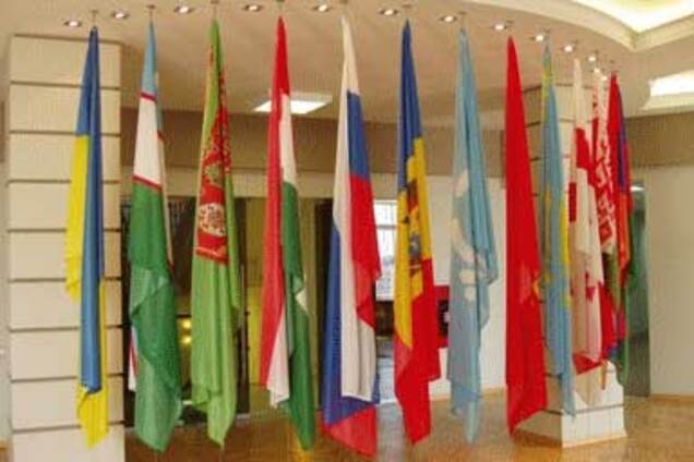 Украина готова отказаться от участия в СНГ