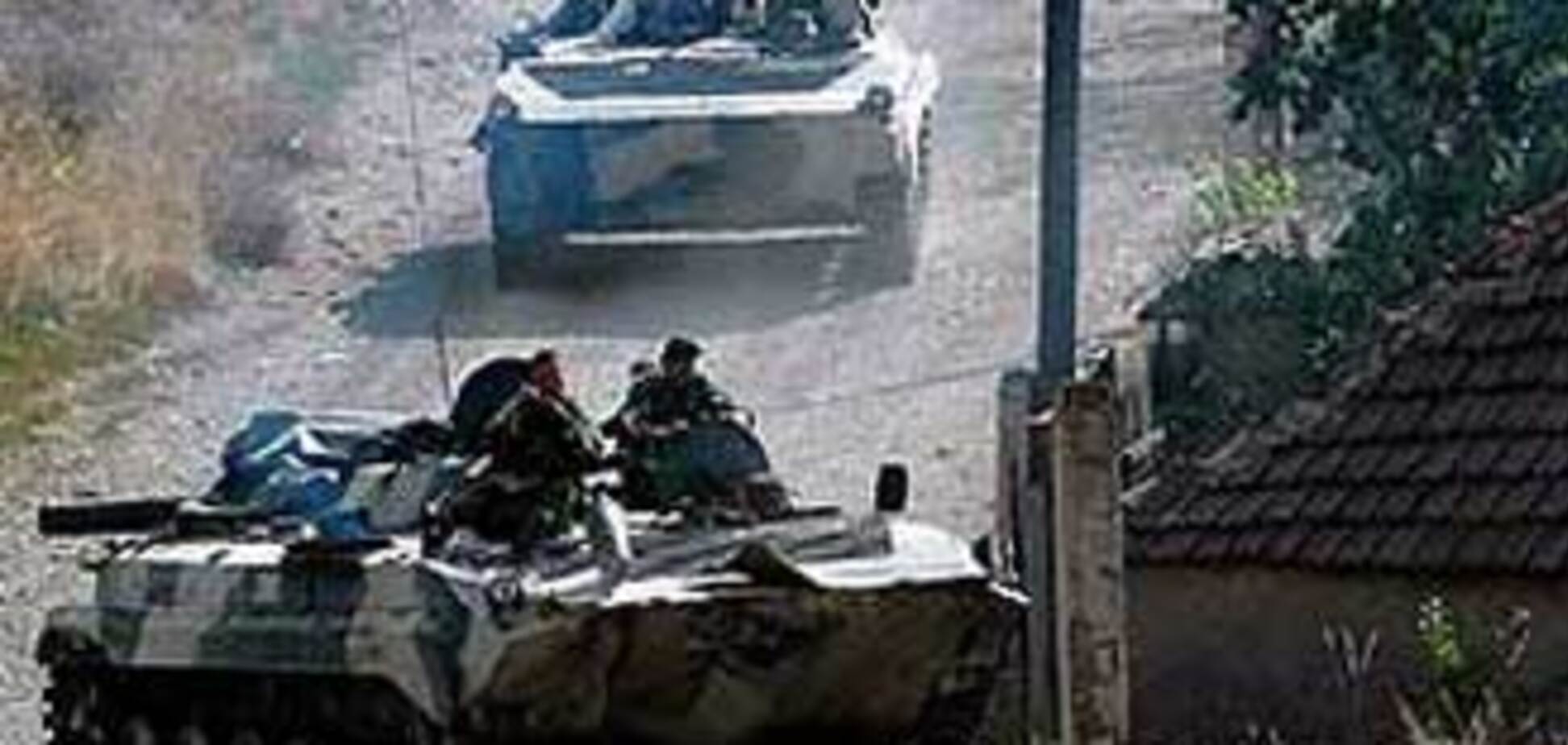 Российские танки вернулись в Гори