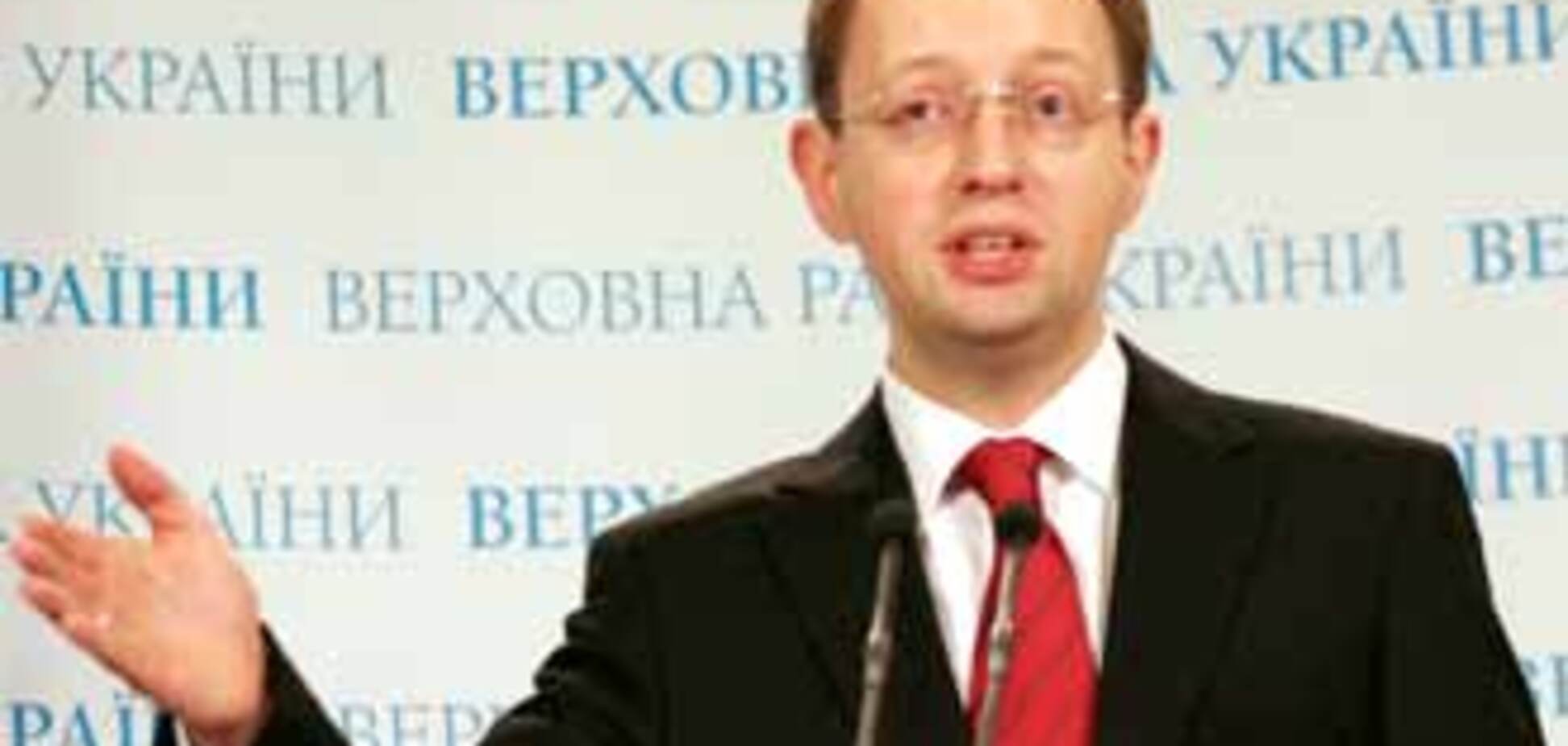 Яценюк едет спасать пострадавших от наводнения