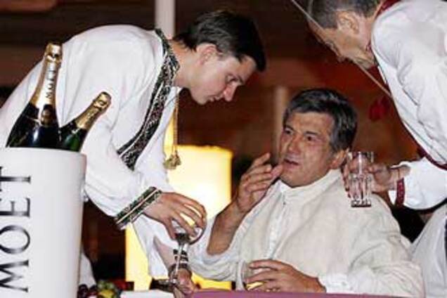 Ночь независимости, или Как праздновала власть (ФОТО)