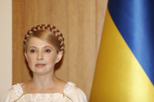 Прем'єр вперше одягла окуляри