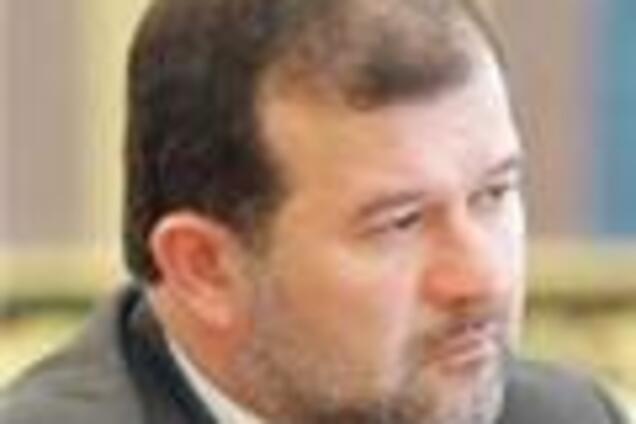 Балога требует парада