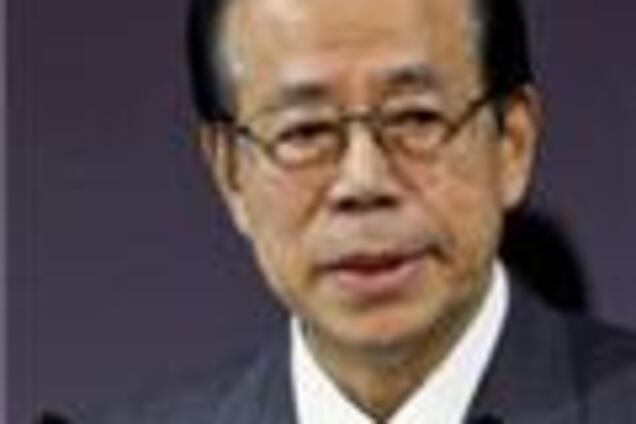 Премьер Японии уходит в отставку как несостоятельный