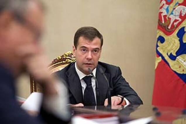 Медведев завалит Европу газом и дешевой нефтью