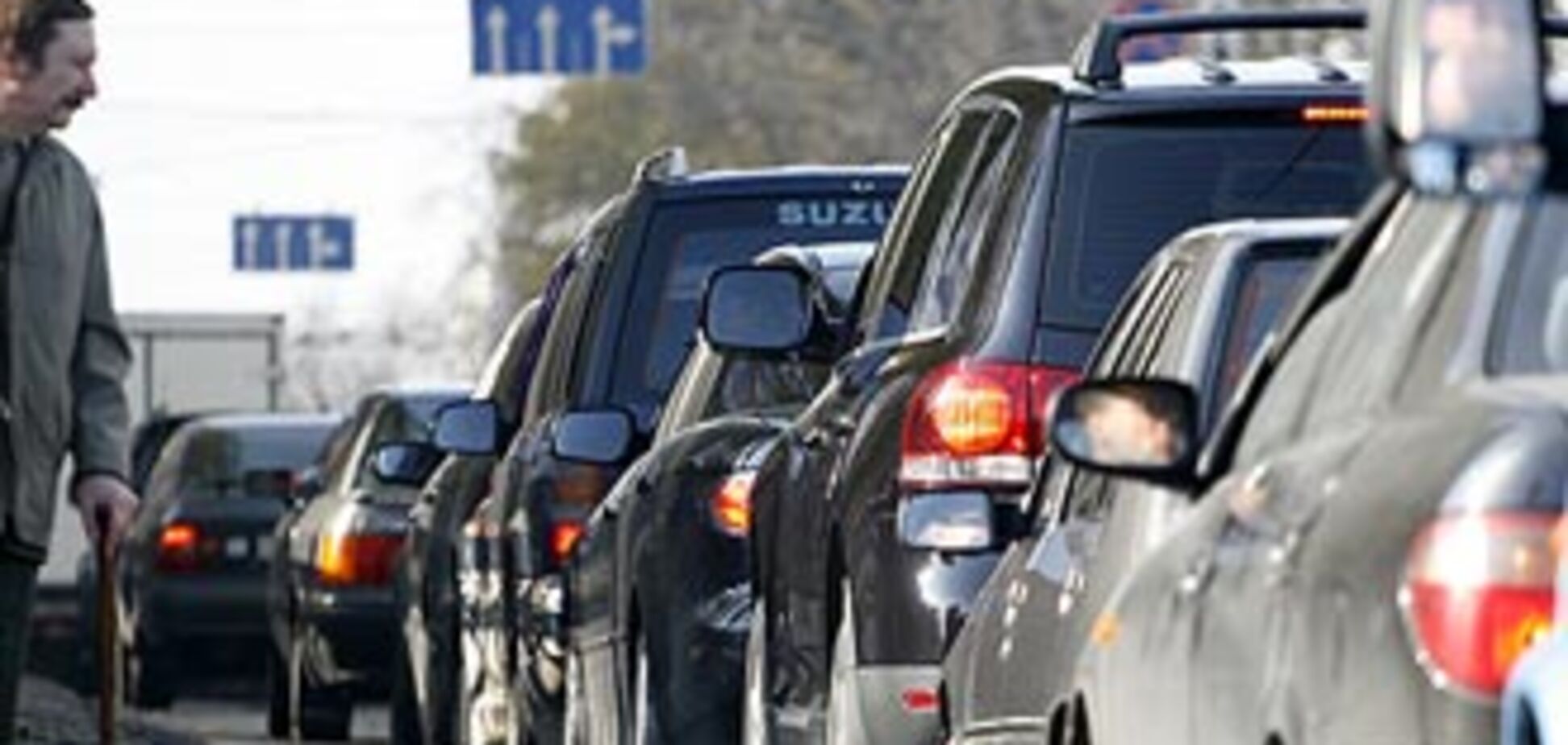 В Запорожье пассажир авто до смерти забил пешехода