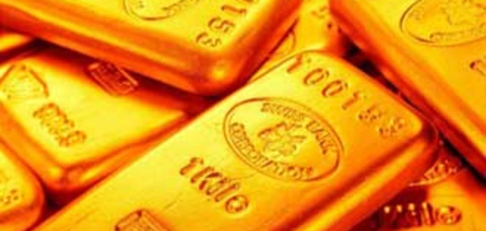 Доллар отбил интерес к золоту