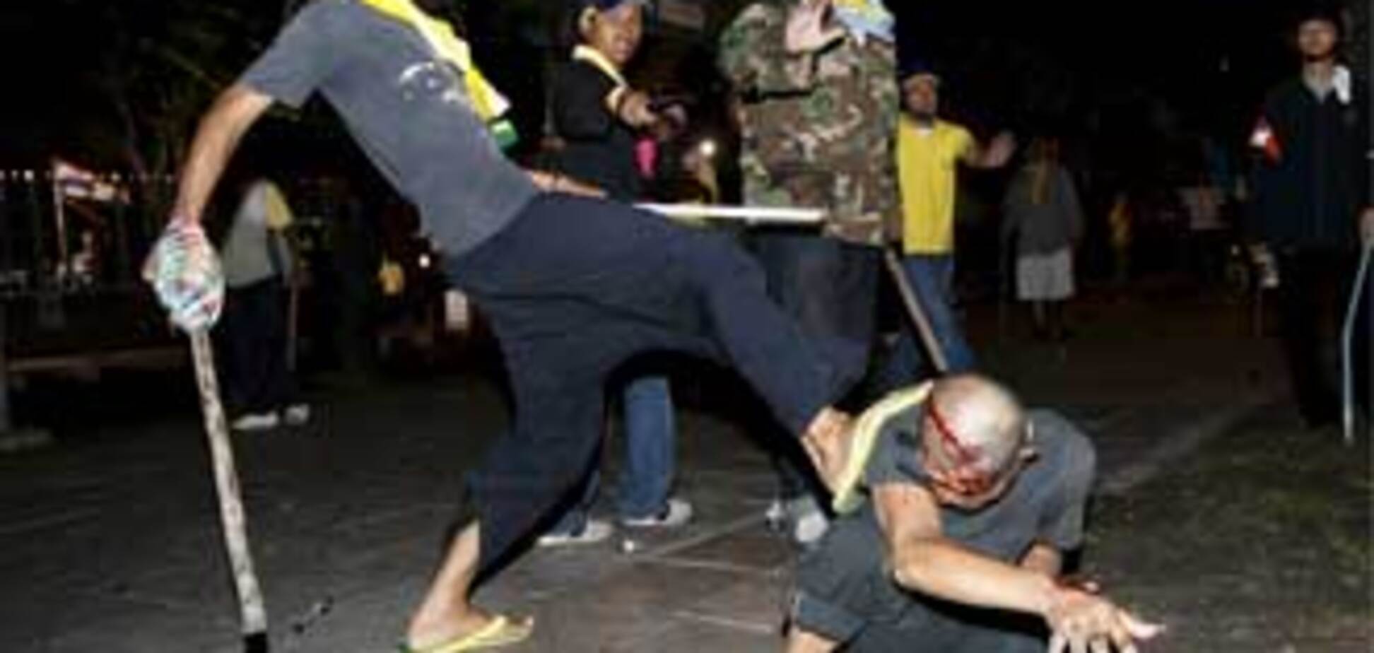 В Таиланде объявлен режим чрезвычайного положения