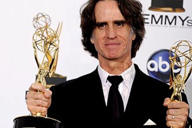 В Лос-Анджелесе вручили Emmy