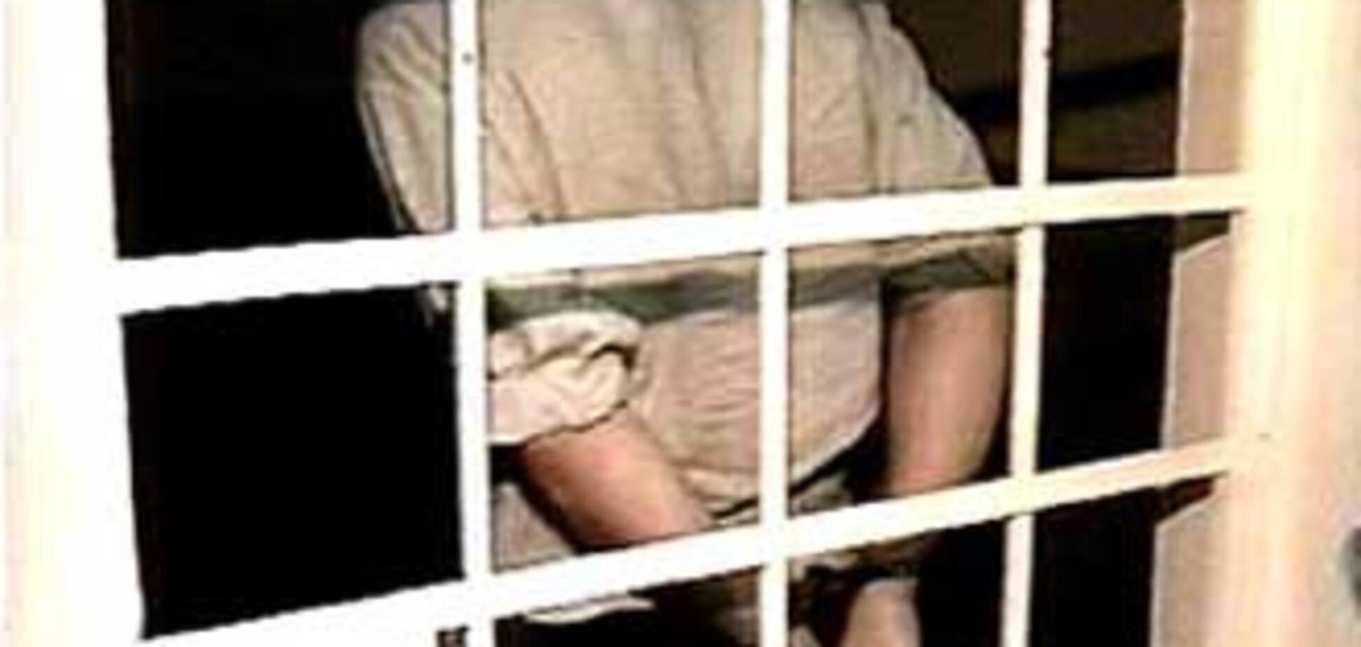 Житель Черкасс переодевался женщиной и насиловал детей