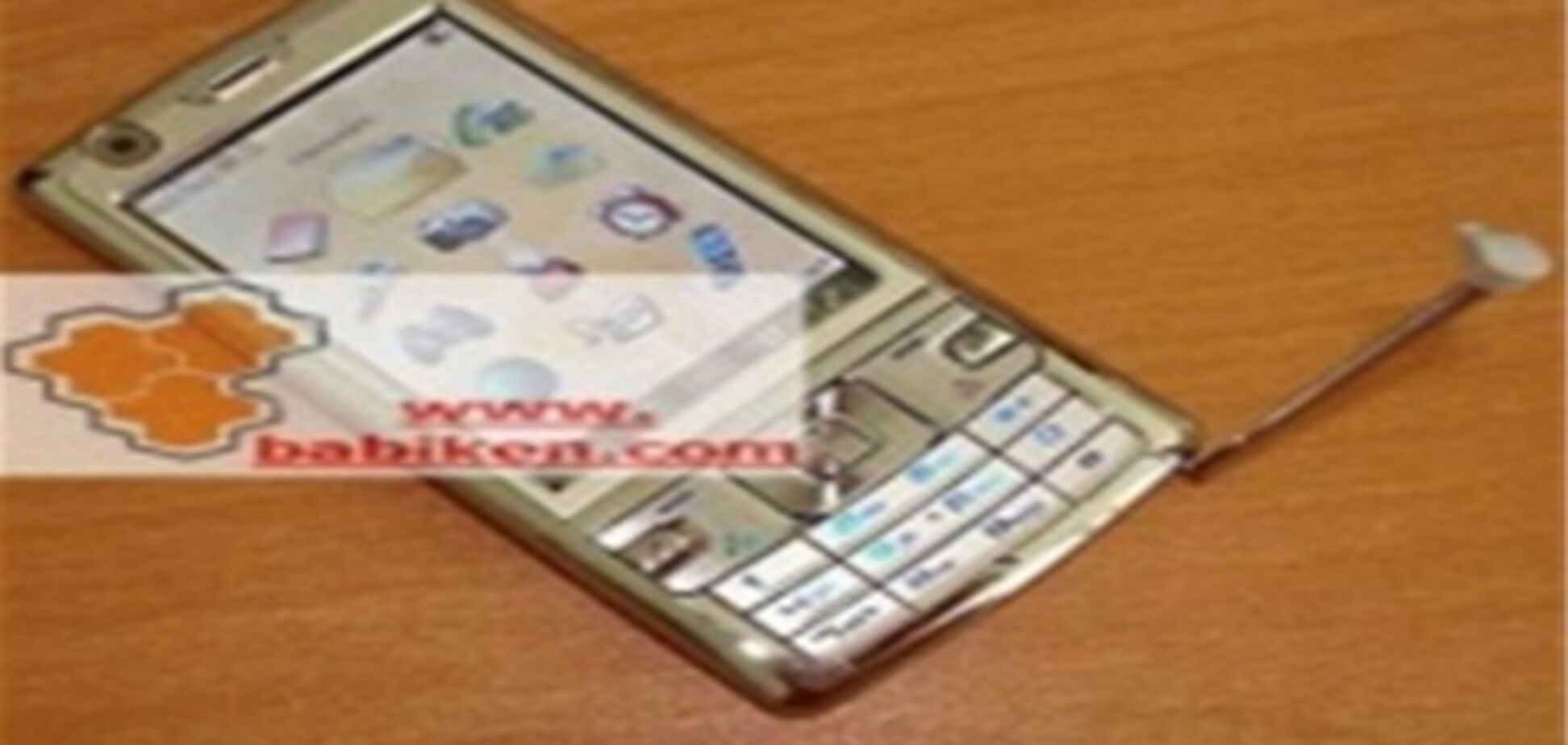 В Китае выпустили телефон с поддержкой трех SIM-карт