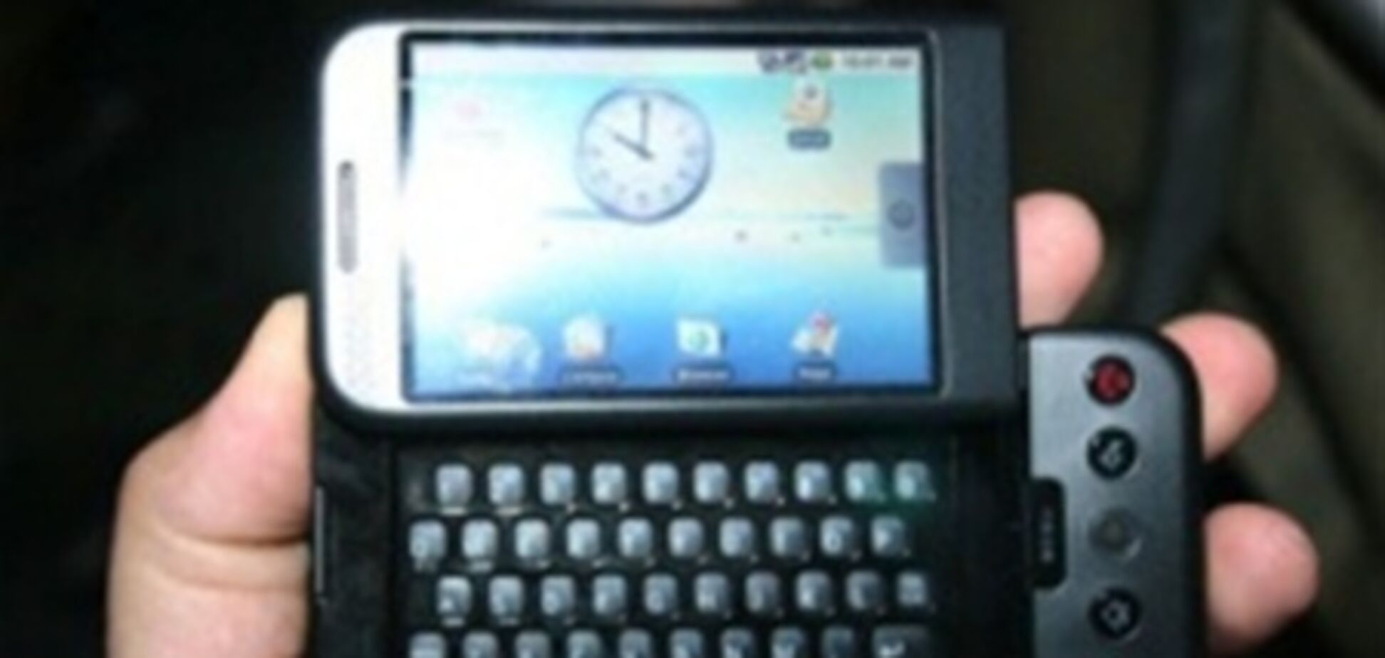 Новые 'живые' фотографии Android-коммуникатора T-Mobile G1