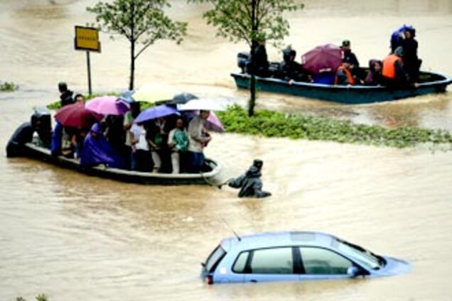 Тайфун принес на Тайвань наводнения и оползни