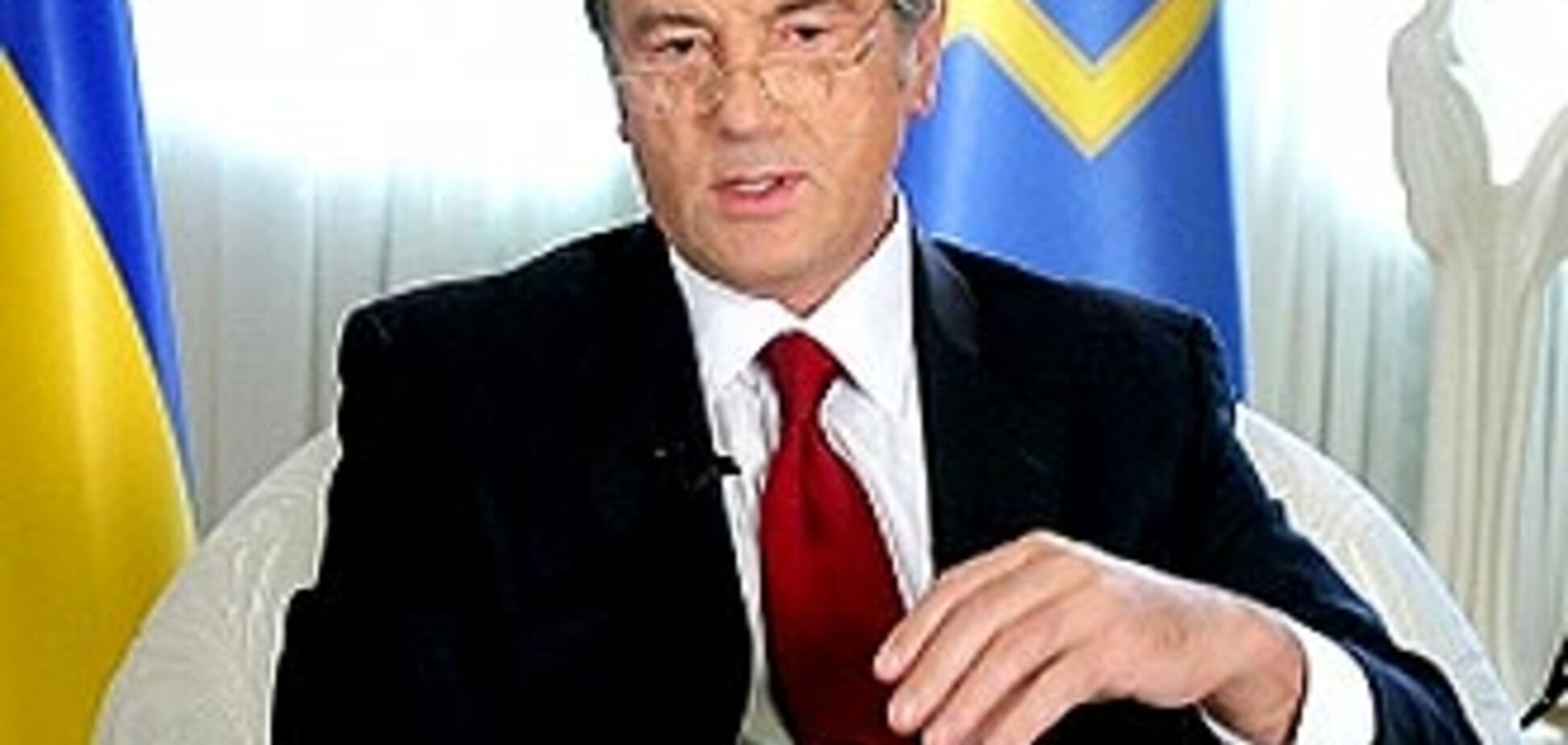 Ющенко согласен на мир с Тимошенко