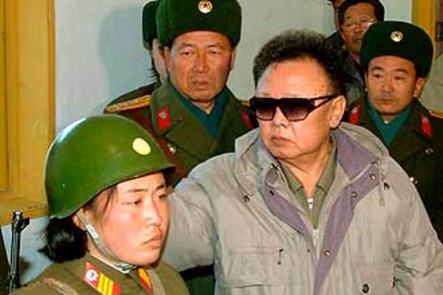 Ким Чен Ир перестал появляться на людях