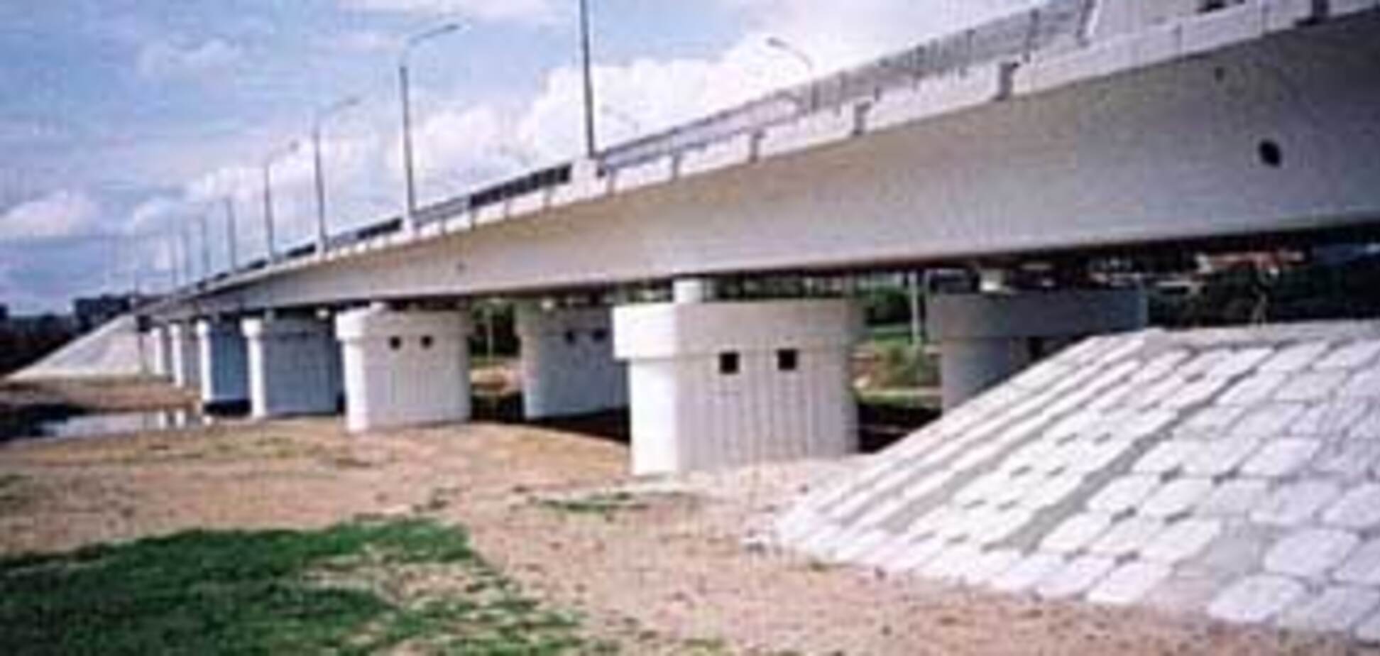 В Чечне рухнул федеральный мост