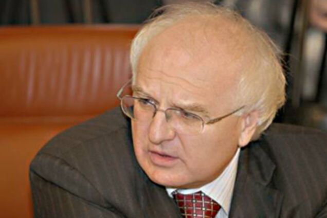 Вакарчук взялся за язык профессоров