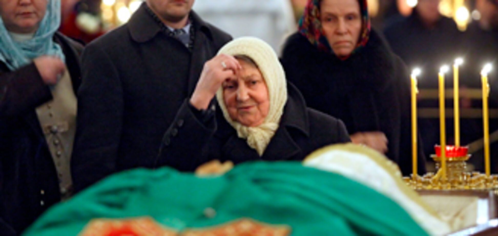 Мир почтил 40 дней со дня кончины Алексия ІІ