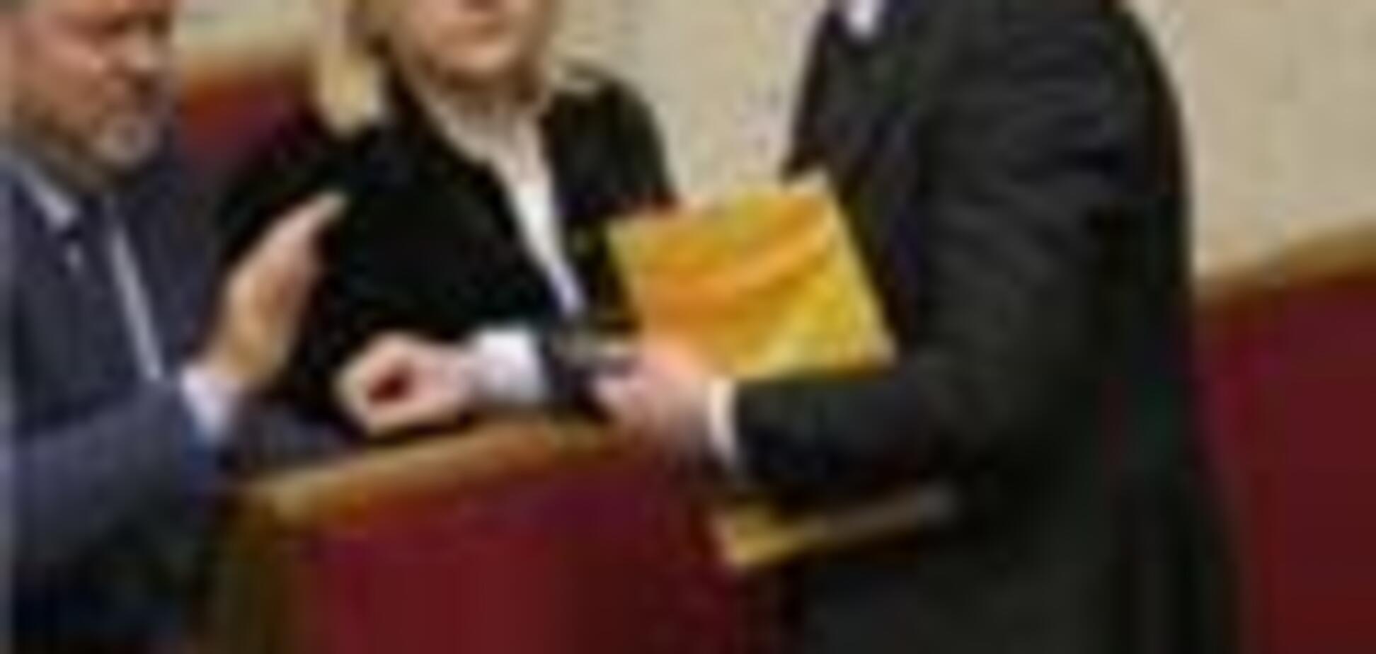 Депутаты работают до полного задымления