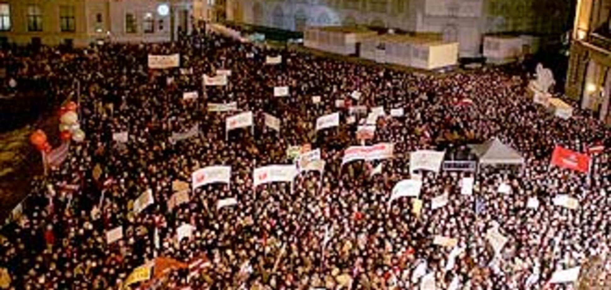 В Литве полиция отстояла парламент