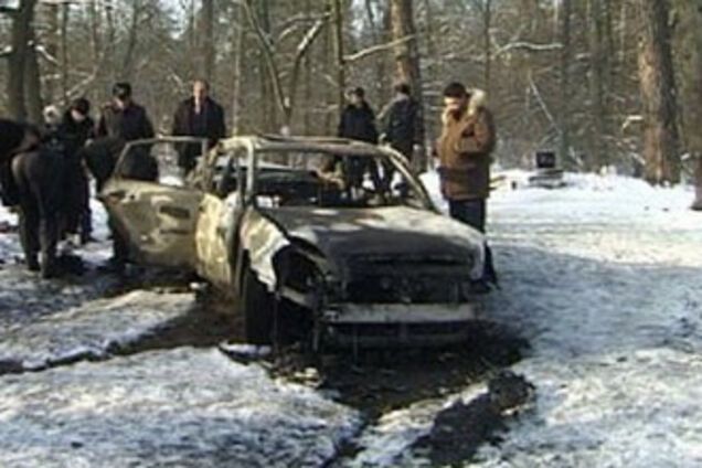 Судью сперва зарезали, а потом уже сожгли?