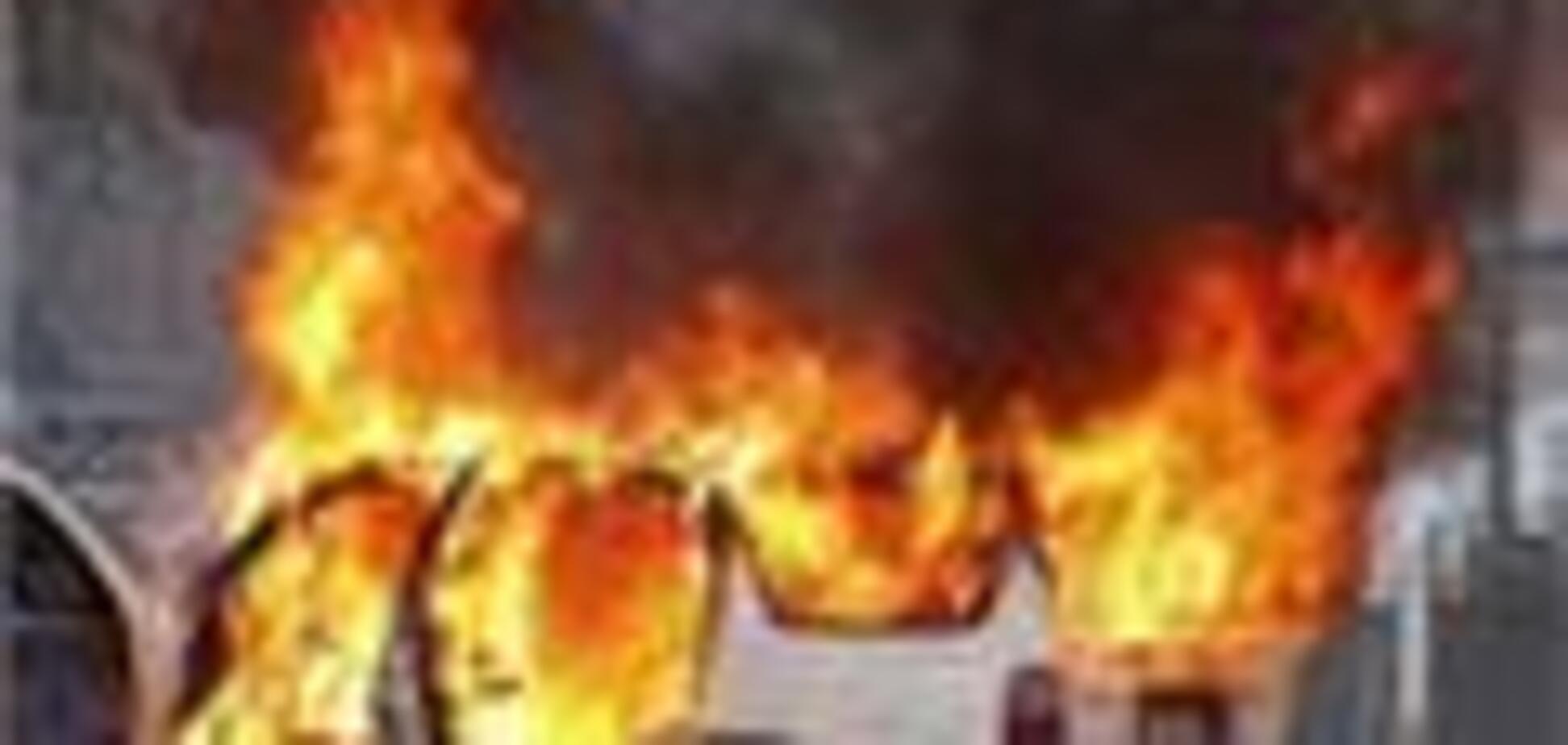 Число жертв взрыва в столице Сомали возросло до 19 человек