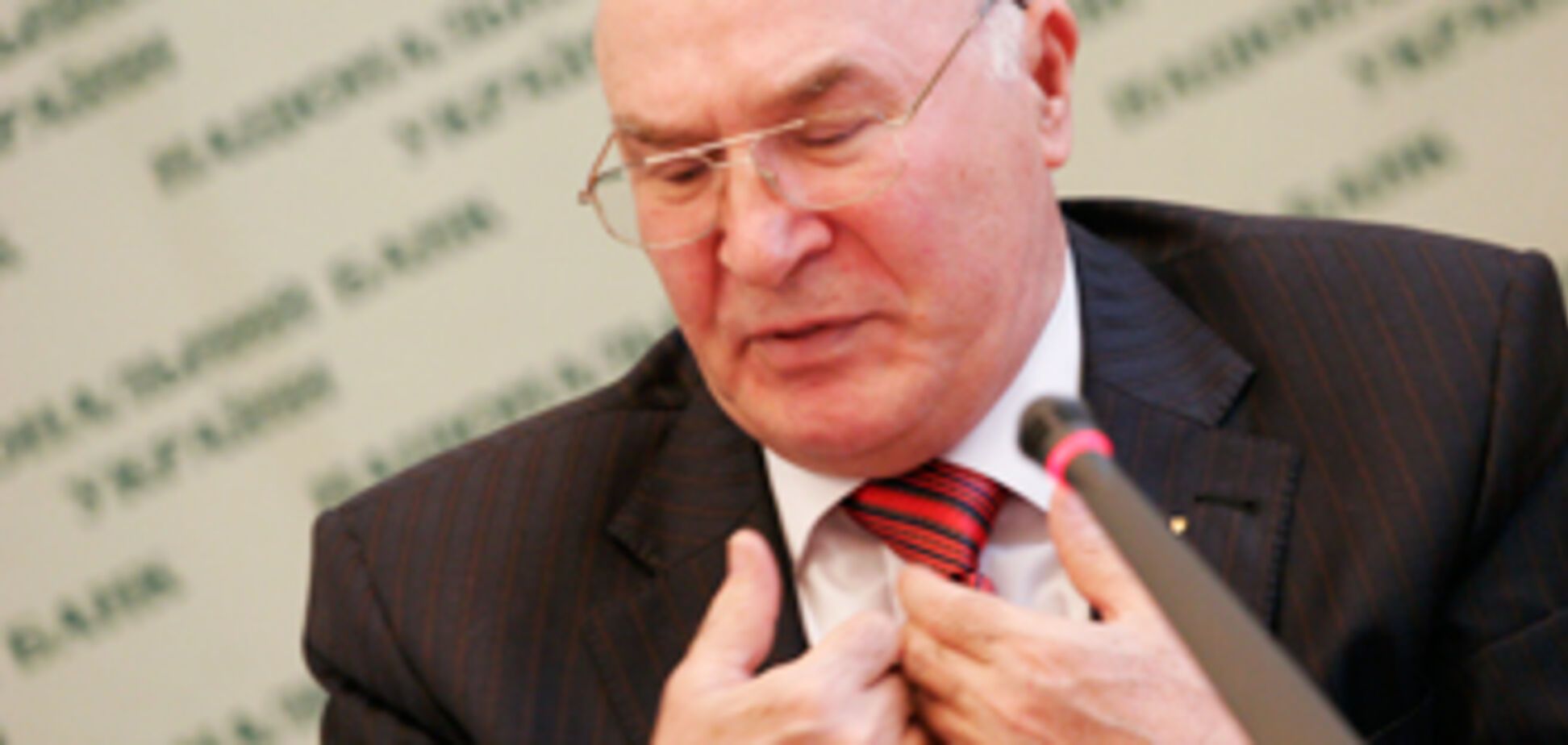 Гривня стала заручницею Стельмаха
