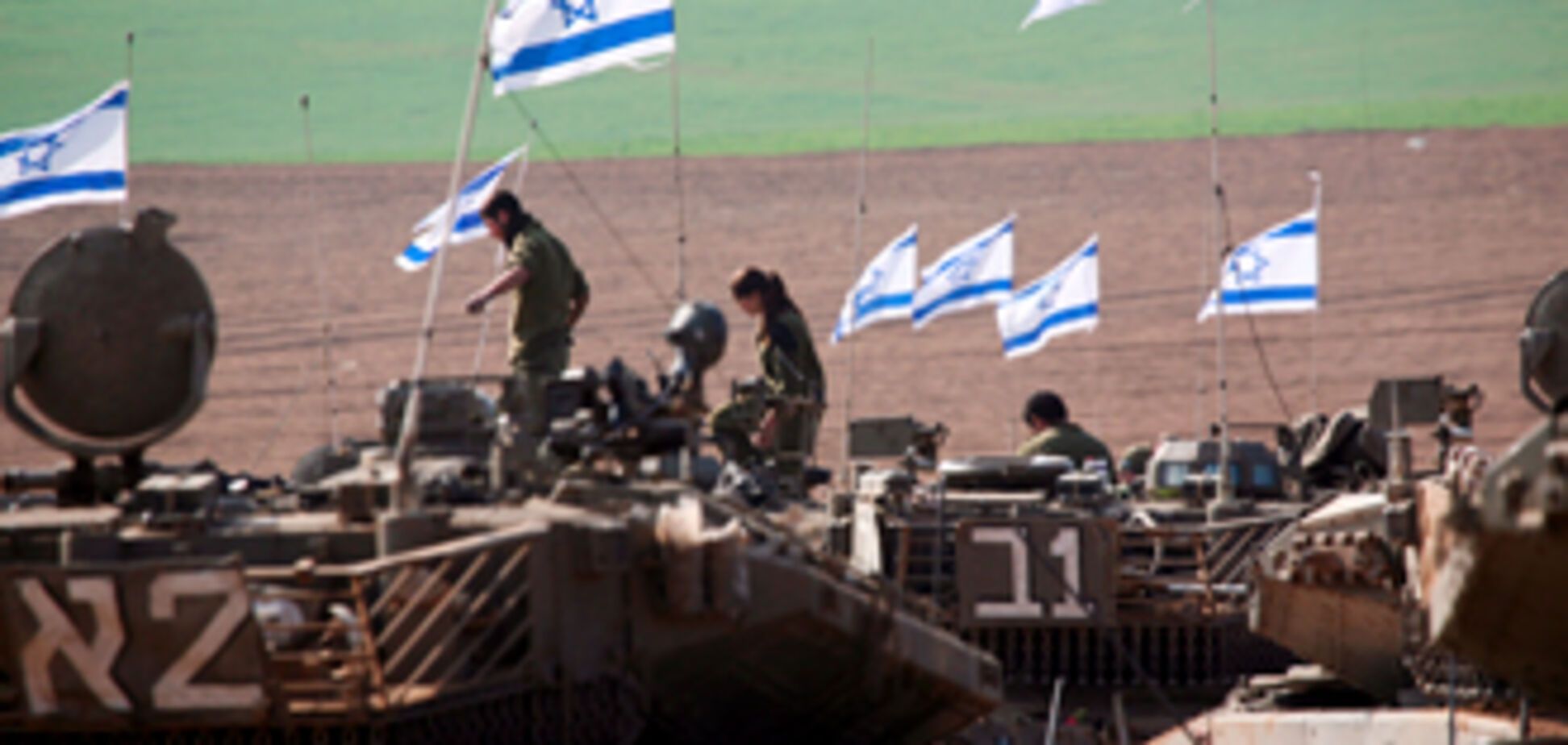 Израиль снова бомбит сектор Газа