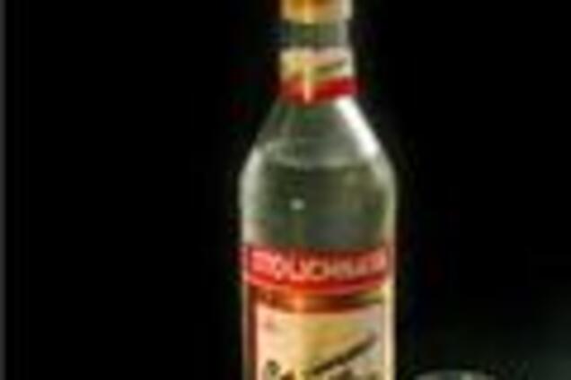 Пьяный немец несколько раз заказывал водку в полиции