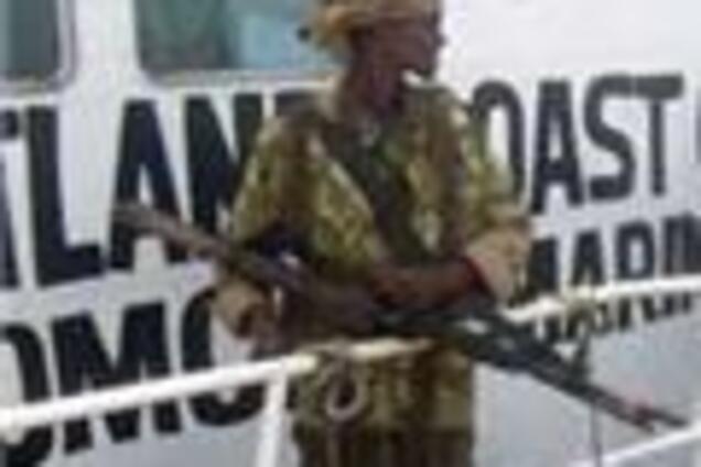 В плену пиратов остаются 166 моряков