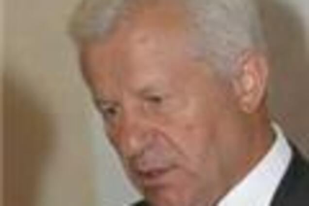 Мороз предлагает запретить свободное обращение доллара