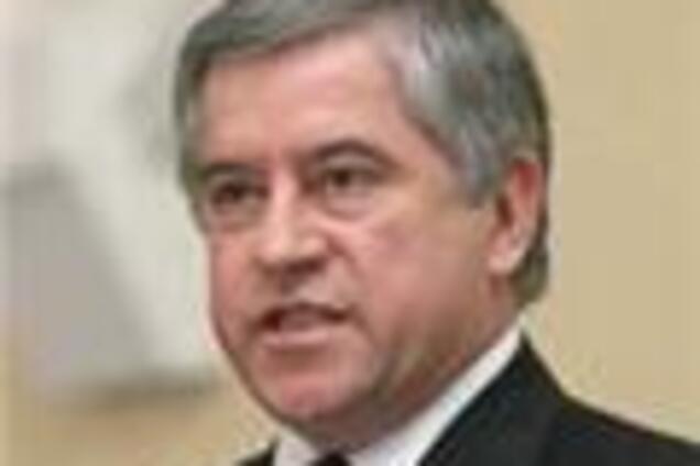 Кинах требует пересмотра условий получения кредита МВФ