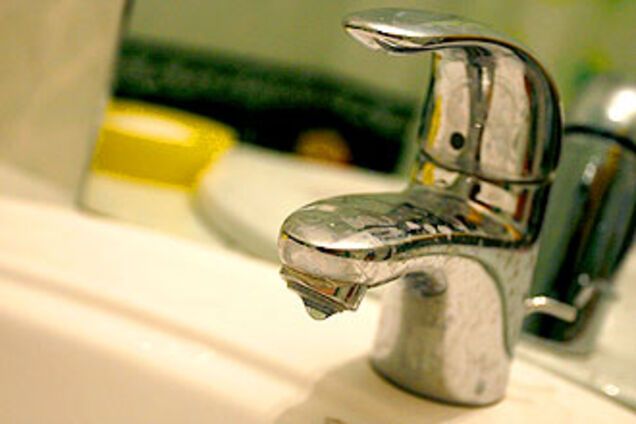 Без воды остались 180 тысяч украинцев