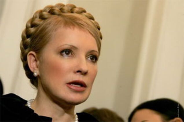 Тимошенко отменяет прививки и стоматологов в школах