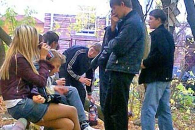 Подростков в Украине стало меньше на 10%